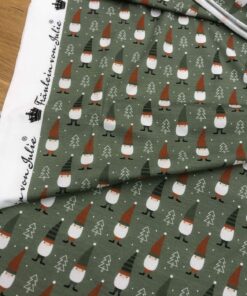 Jersey kleine Wichtel auf moosgrün