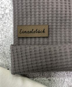 3546CE4F E00E 45AA BE16 189EB5E75FF0