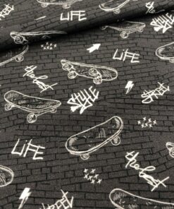 French Terry Skateboard, Graffiti auf dunkelgrau, Herzenfroh, Fräulein von Julie 1