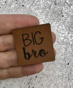 Label aus Kunstleder big bro