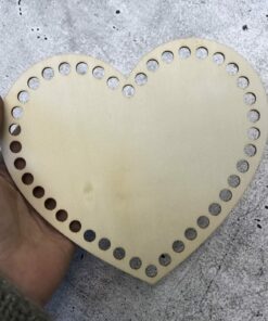 Holzrohling für Häkelarbeiten - Korbboden in Herzform 1