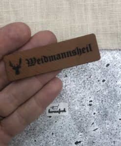 Label aus Kunstleder, Herzenfroh, Weidmannsheil 1