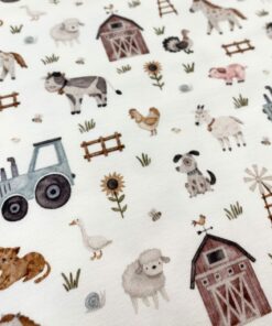 Baumwolljersey  kleiner Bauernhof, Tiere, Traktor in Pastell auf offwhite