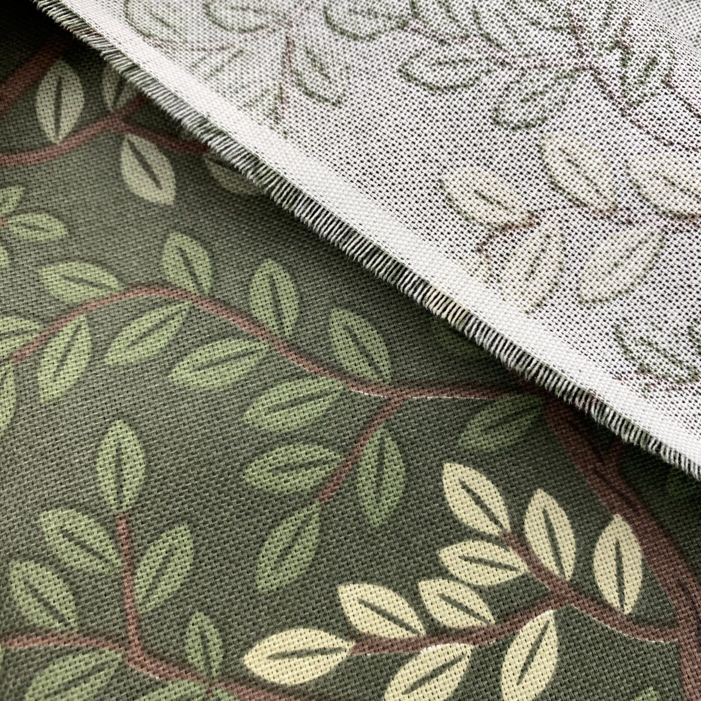 Dekostoff Halbpanama ♡ Waldeulen – dunkelgrün/schokolade