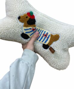 Leseknochen, Lesekissen - Teddyplüsch mit Dackelapplikation